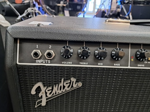 Fender FM212R 2